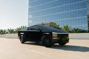 BLACK_CYBER_TRUCK_EXTERIOR-3